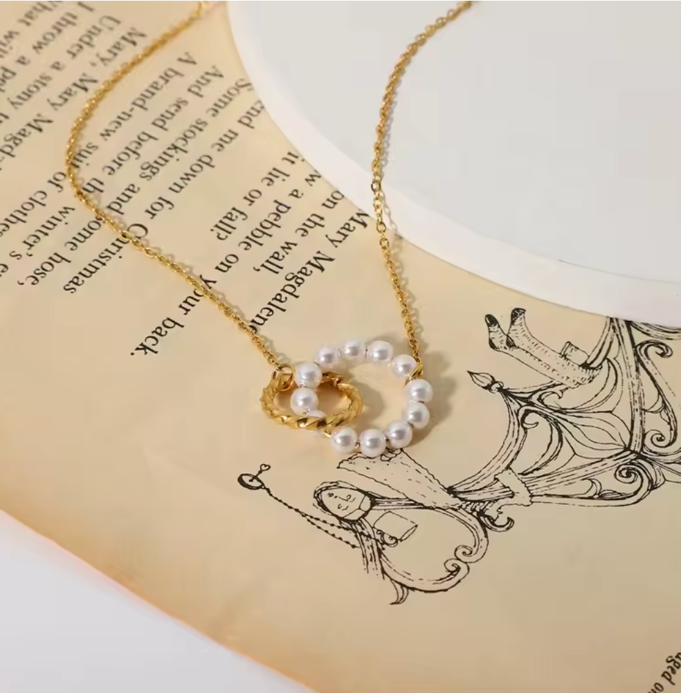 Double Circle Link Chain Choker Pearl Pendant Necklace 18K Gold Plated for Women Stainless Steel Hypoallergenic Tarnish-Free Waterproof