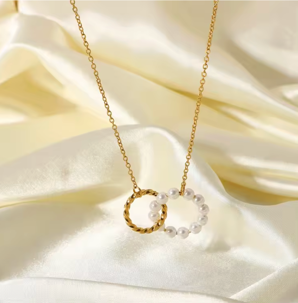 Double Circle Link Chain Choker Pearl Pendant Necklace 18K Gold Plated for Women Stainless Steel Hypoallergenic Tarnish-Free Waterproof